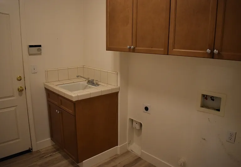 6310 Diamond Ct — Photo 32