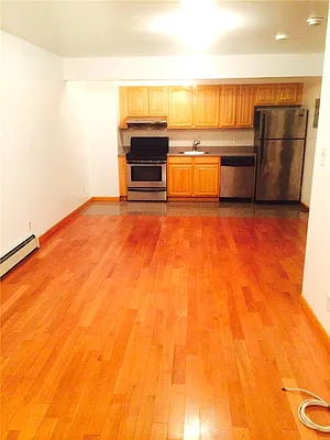 Rented by Kian Realty | media 19