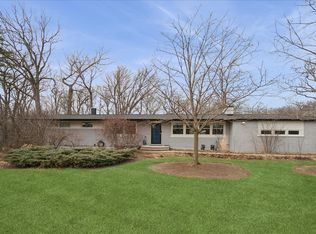 2640 Forest Glen Trl, Riverwoods, IL 60015