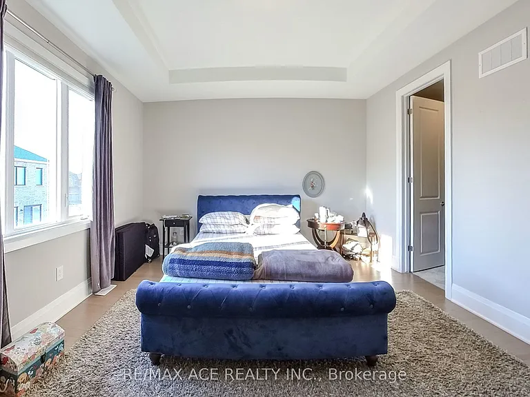 261 Marigold Ct — Photo 36