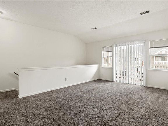 2nd image of 1002 Summitville Dr
