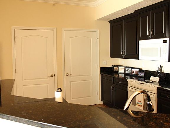 DOUBLE PANTRY