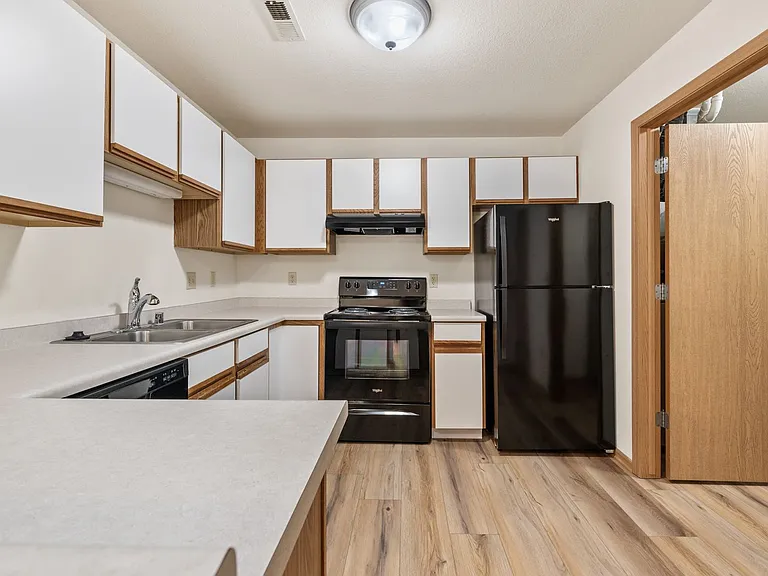 342 E Gate Dr #39 — Photo 3