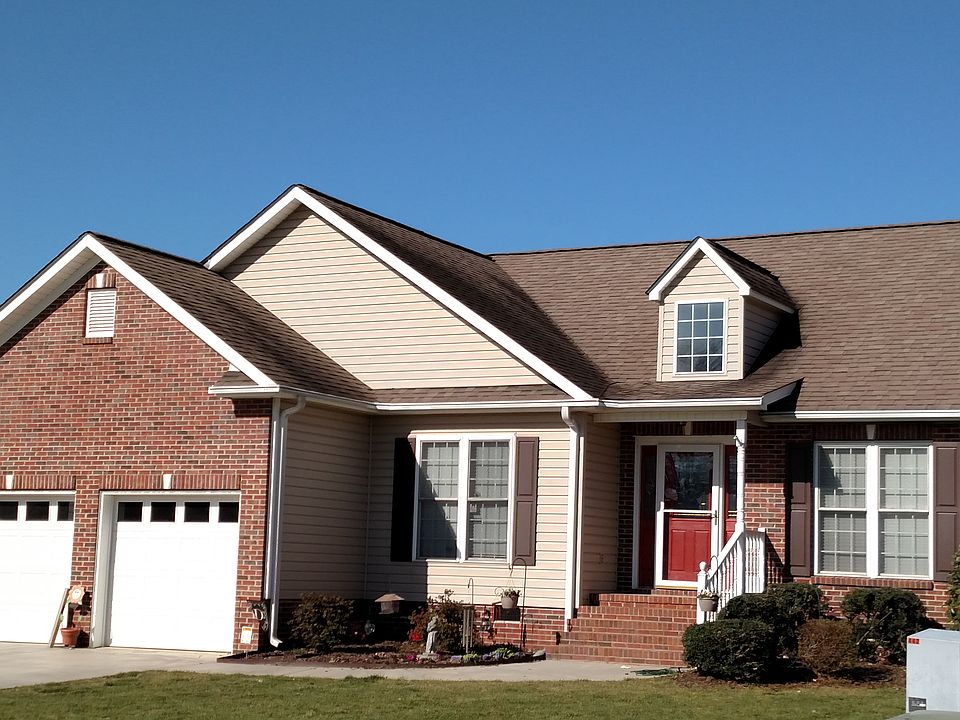 1st image of 4034 Woodleigh Dr