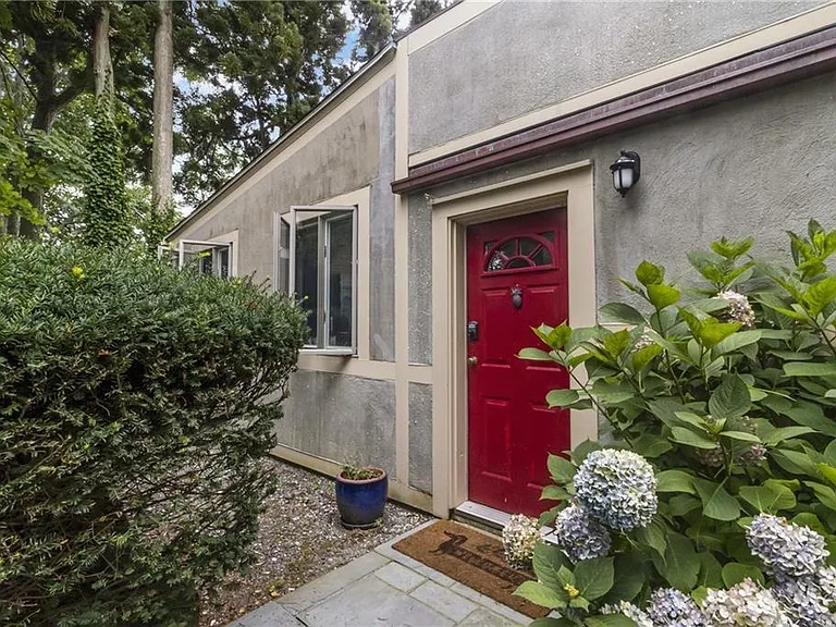 428 Gibbs Ave #4 — Photo 15