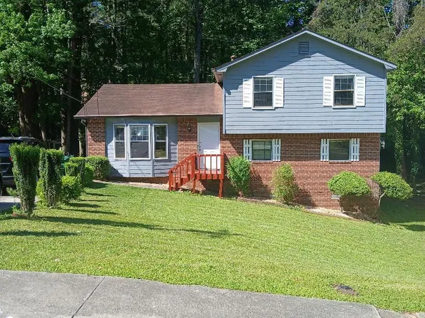 5338 Olde St, Stone Mountain, GA 30088