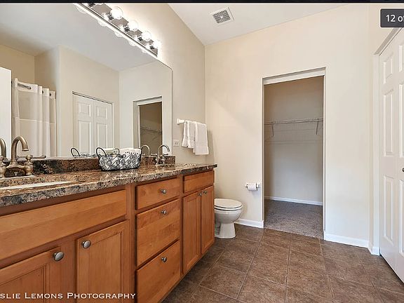 3rd image of 1014 Bradford Dr #10