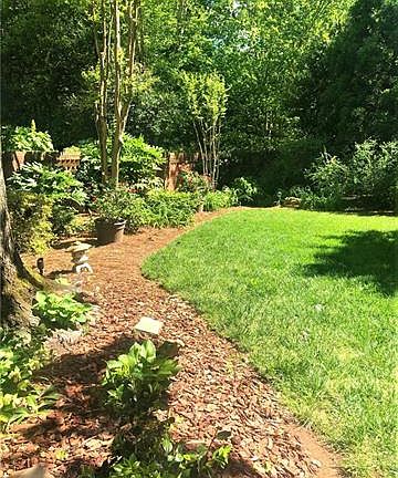 4th image of 4715 Cambridge Crescent Dr