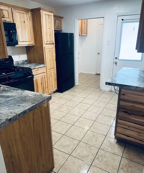 2727 La Jolla Ct — Photo 6