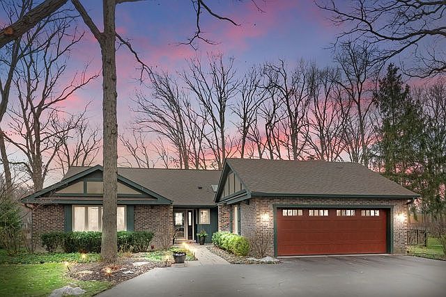 1st image of 17 Cornell Dr