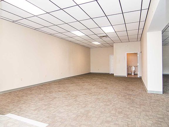 3rd image of 2303 1st Ave