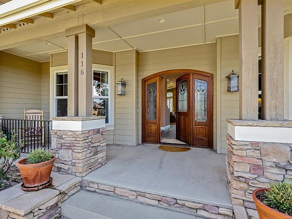 3rd image of 116 Vista Knolls Ct