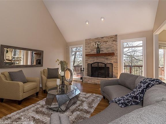5th image of 5228 S Shadow Valley Ct