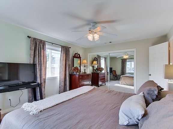 4th image of 4729 Brighton Ave