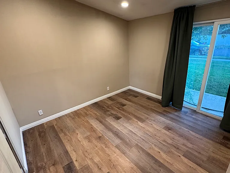 Bedroom 1 Bathroom 1