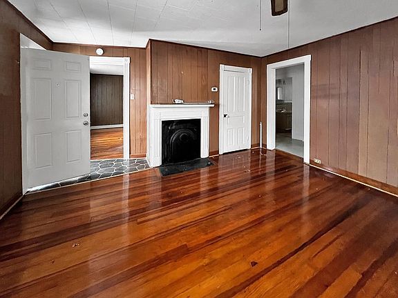 3rd image of 54 Selma Ave