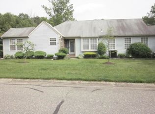 26 Rothwell Dr, Monroe Township, NJ 08831