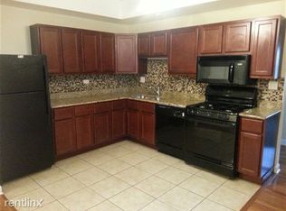 3950 N Elston Ave, Chicago, IL 60618