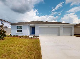 2735 Moss Rock St, Auburndale, FL 33823