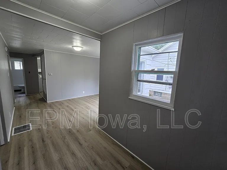 606 Wyoming St — Photo 3