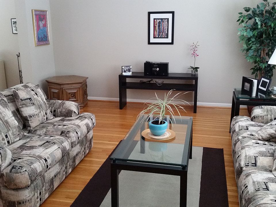 2nd image of 506 Heartwood Dr