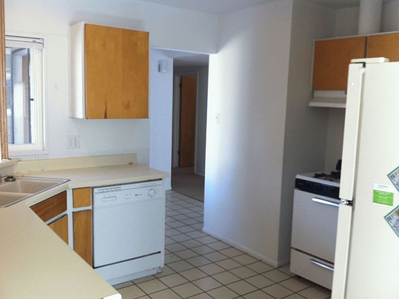 2nd image of 4006 Delamar Ave NE