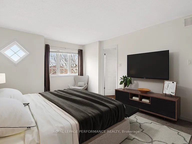 34 Moe Robillard St — Photo 32