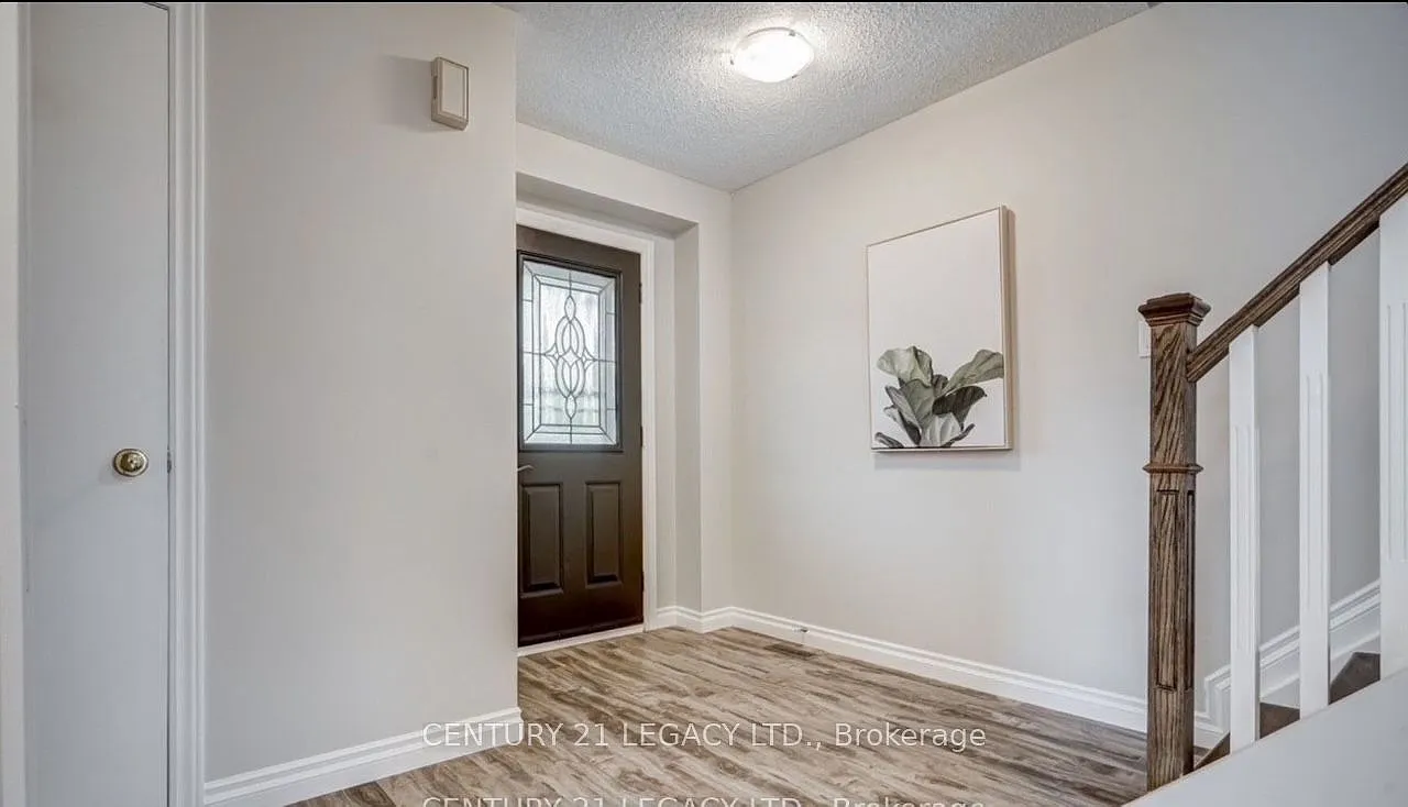 3 bed, $2,700 — Photo 3