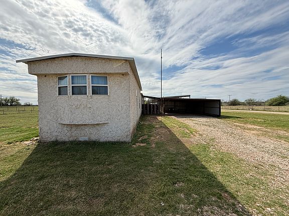 2nd image of 18934 Hardin Ln
