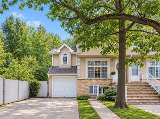 126 Jeanette Ave, Staten Island, NY 10312
