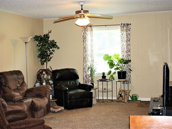 4th image of 2219 Belvedere Blvd
