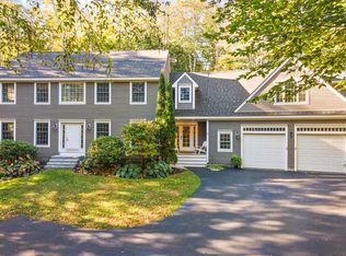 11 Fox Run Road, Falmouth, ME 04105