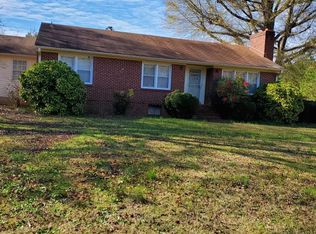 4401 Country Club Rd, Brodnax, VA 23920