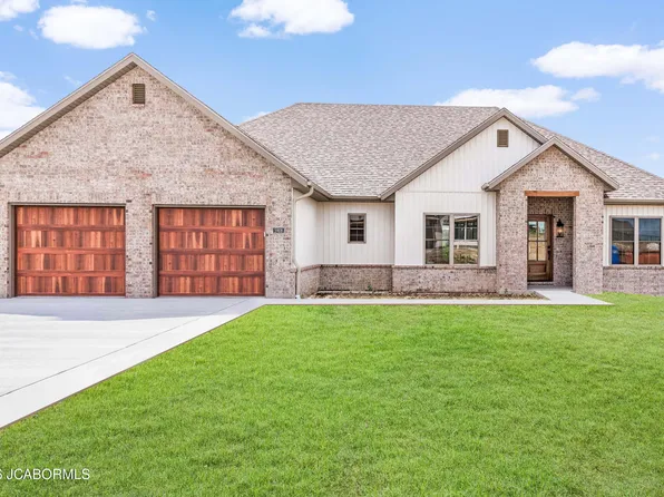 5908 Falcon Crest Ln, Jefferson City, MO 65101
