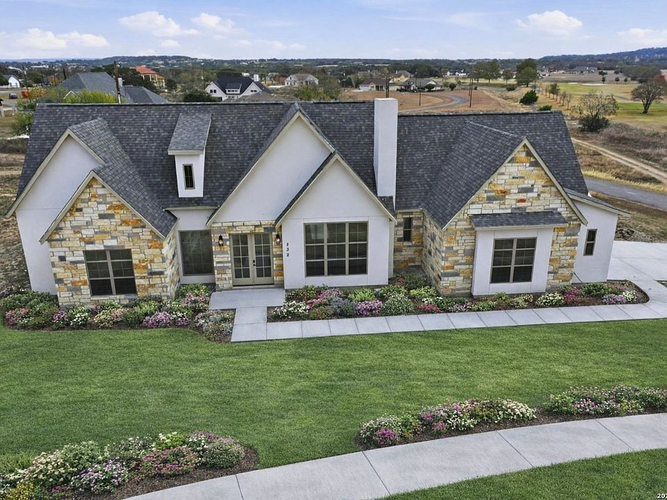 1st image of 232 Spring Creek