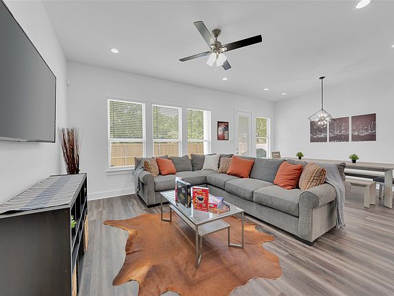 4th image of 1838 Life Ave