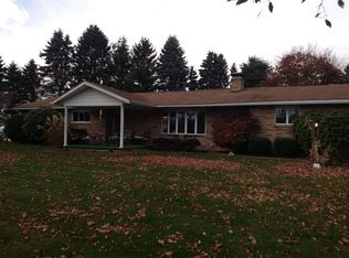 134 Circle Dr, Portage, PA 15946