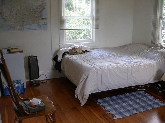 2nd image of 349 Molino Ave #A