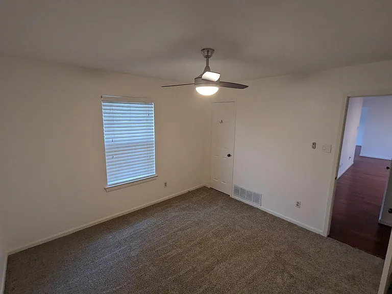 266 Barclay Ave — Photo 16