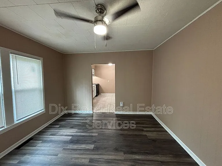 1109 Oxford State Rd — Photo 5