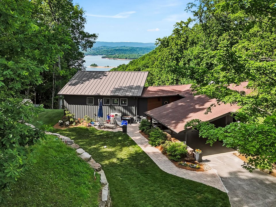 1st image of 1605 Boatmans Ridge Rd