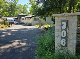 306 Woodlock St, Ingleside, IL 60041