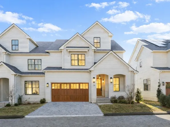 20 Common Ct, Lexington, MA 02421