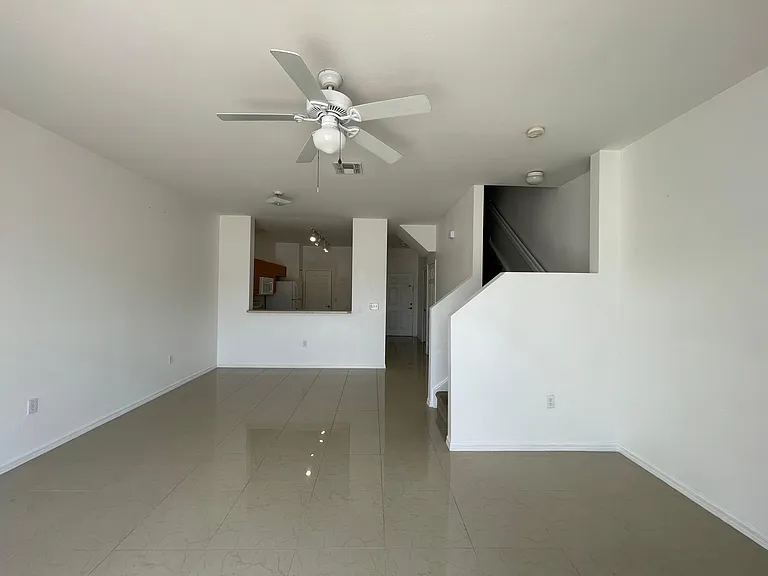 3637 Pine Oak Cir #105 — Photo 7