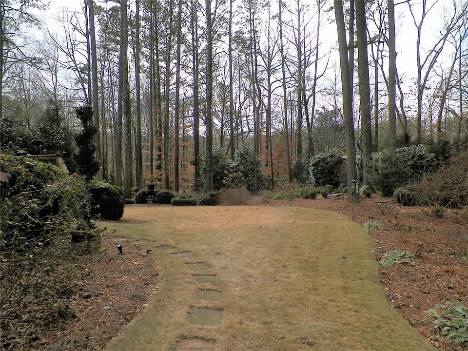 2nd image of 620 Hopewell Downs Dr
