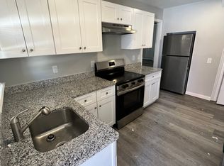 65 West St APT 1, Worcester, MA 01609