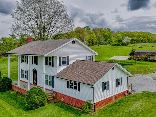 207 Pleasant View Rd, Rose Hill, VA 24281