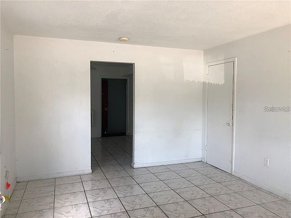 5th image of 227 Palmetto Ave NW #233