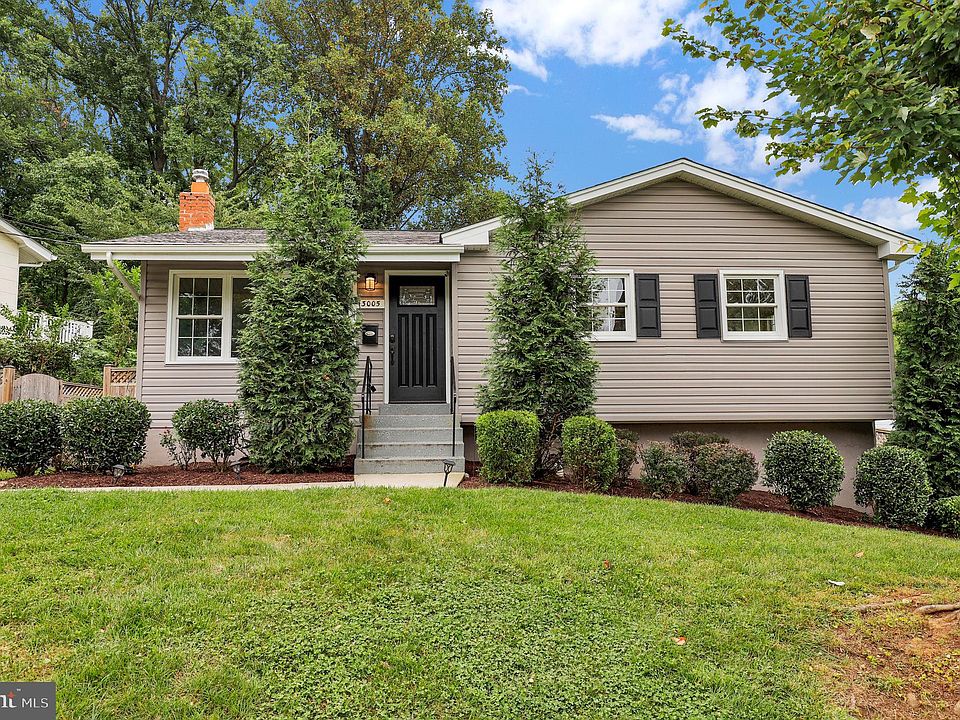 1st image of 13005 Saint Charles Pl
