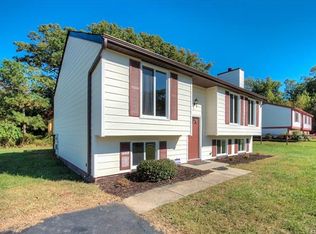 5410 Waving Meadow Rd, Richmond, VA 23223